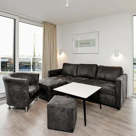 Apartment 12 Person In *