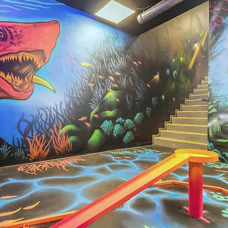 12 Person In Daire Wendtorf