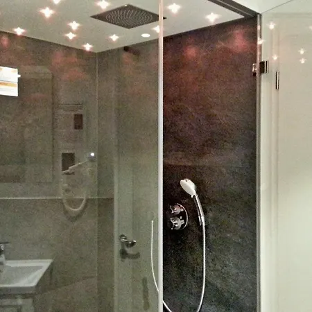 Apartment 5 Star In